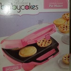 Deluxe Babycakes Pie Maker